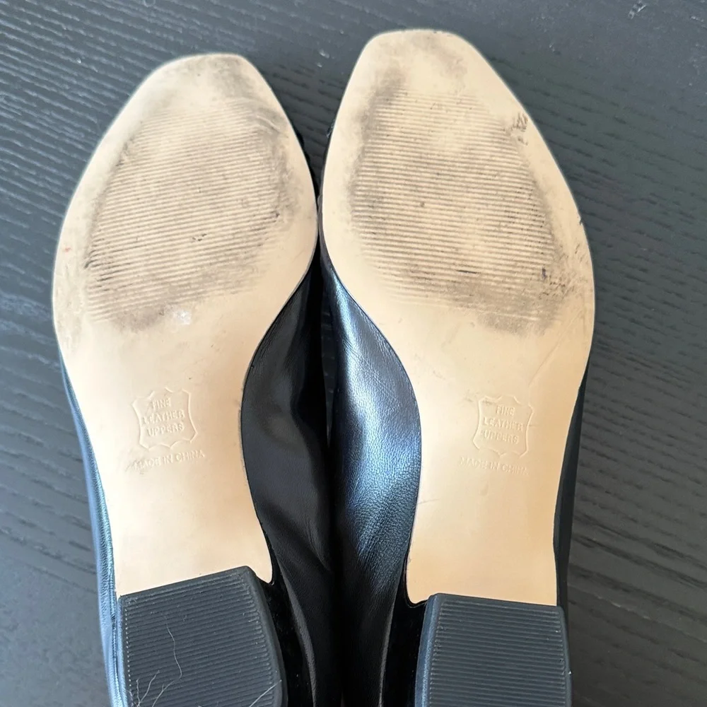 Ros Hommerson Black Leather Heels with Silver Bow Detail 9W - Picture 8 of 11